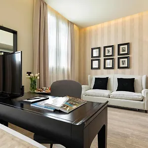 3* Pensión Profumo Maison Colosseo