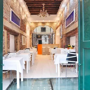Al Mascaron Ridente Hotel Venise
