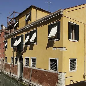 ** Bed and breakfast Al Palazzetto Italia