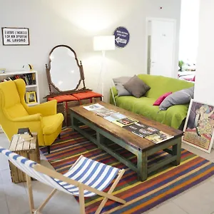  Hostal Meet Gardalake Italia